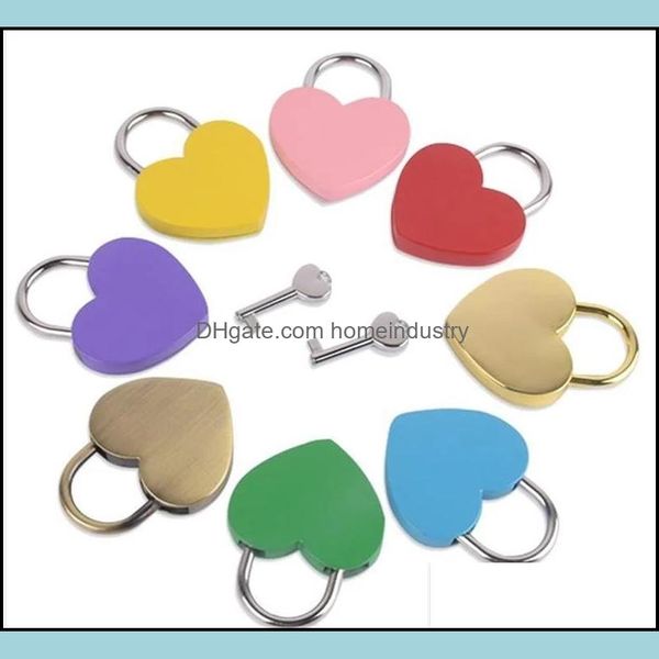 Bloqueios de portas Dia dos namorados 7 Cores em forma de cora￧￣o Concentric Lock Metal Mitcolor Key Padlock Gym Toolkit Pacote Pacote de porta Building SU DHDQM