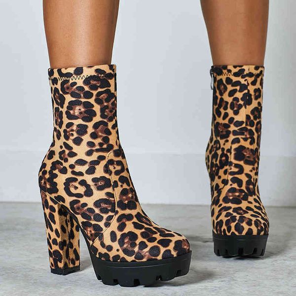Botas de inverno New Women's grossa de salto curto Martin Sexy Leopard Print High Shoes 220901