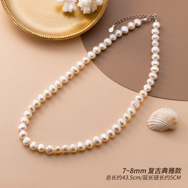 La perla barrocco bianca di nuovo modo borda i monili della collana per il regalo