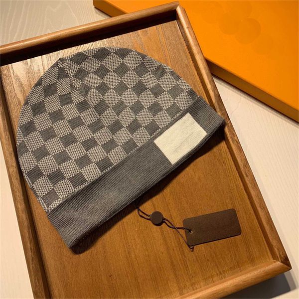 2022 Дизайнер высококачественных дизайнеров Beanie Cap Hats Fashion Men Men Shate Hat Classical Winter Skull Caps 668815