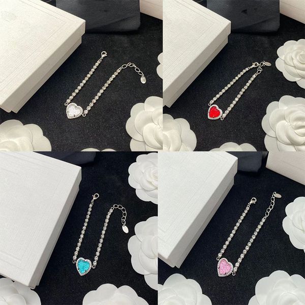 Üst Tasarım Kalp Kolye Tenis Tırnak Bilezikleri Aşk Barkly Dinh Van Bangles Tasarımcı Takı Cjeweler Pulsera Brandjewelry8 Kırmızı Elmas Zincir Kız Hediye