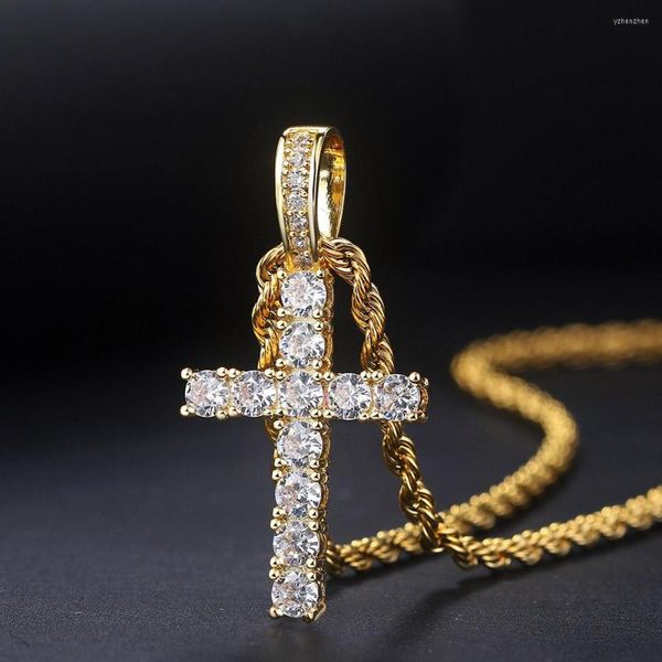 Colares com Pingente HipHop Colar de Cruz de Zircônia Para Homens Mulheres Statement Corrente Iced Out Atacado Cor Dourada Acessórios Jóias OHP003