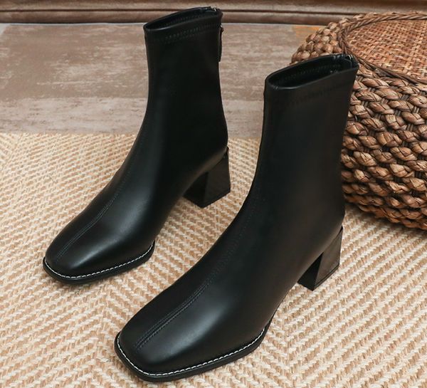 Stivali da caviglia a punta quadrata di moda stivali da donna autunno autunno comodi scarpe da signore a basso tacco a basso tacco