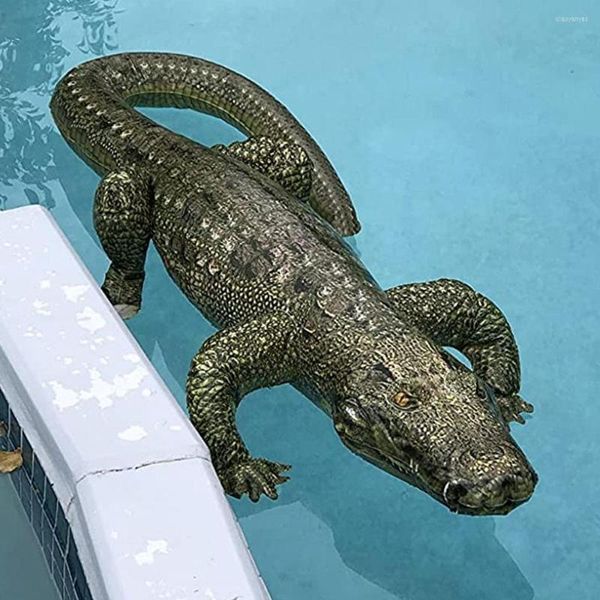 Decorazione per feste Alligatore gonfiabile gigante Coccodrillo lungo 49 '' per decorazioni per piscina Giocattoli per animali realistici per adulti all'aperto per bambini