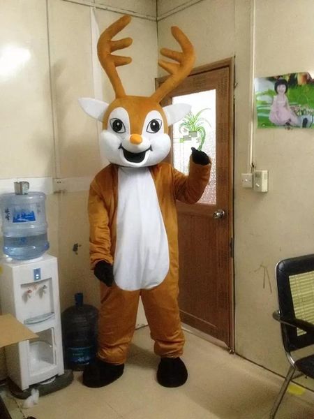 2022 Factory Direct Sale Direct Halloween Elk Mascot Traje de alta qualidade Personalizar Deer Anime Tema Personagem Adulto Tamanho do Carnaval de Natal Vestido Fancy