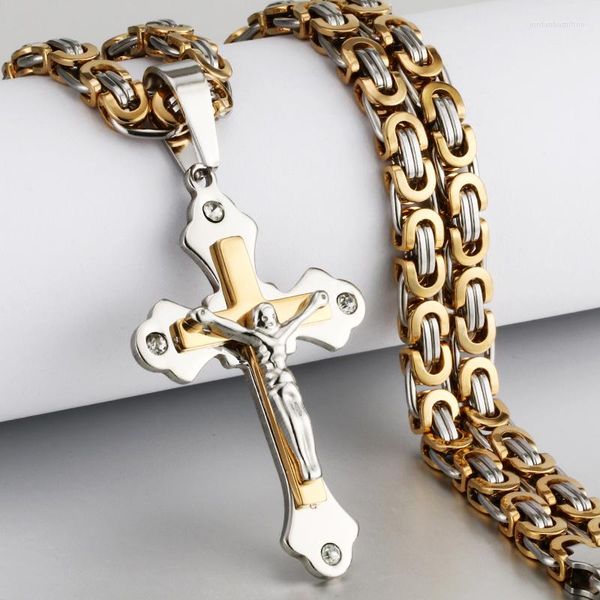 Collane con ciondolo Catena bizantina Crocifisso Collana di Cristo Gesù Collana multistrato in cristallo con croce in acciaio inossidabile