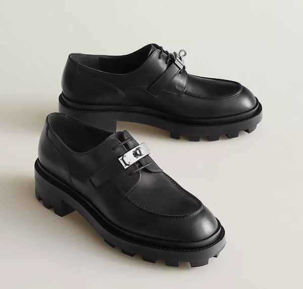 Beyaz Siyah Buzağı Deri Birinci Derby Loafers Ayakkabı Kadınların Tıknaz Sole Platform Spor Kabarcıları Lady Comfort Palladyum Kaplamalı toka Oxford Walking35-42