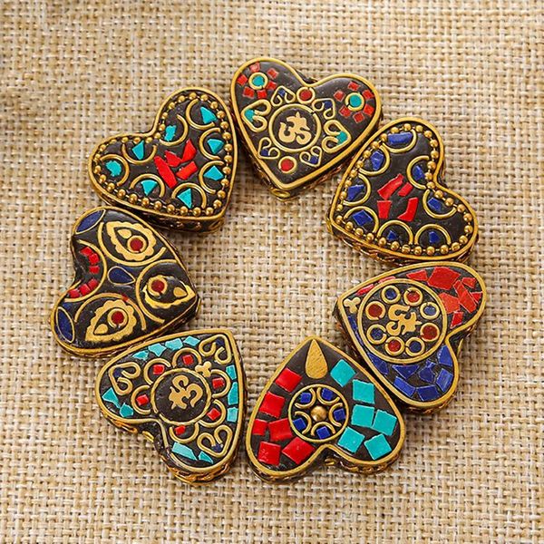 Perline Buddista Nepalese Fatto A Mano Cuore Piatto 29x32mm Ottone Tibetano Argilla Metallica Artigianato Sciolto Per Creazione Di Gioielli Collana Fai Da Te