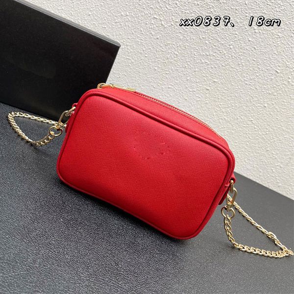 Designer Bolsa de ombro Mulheres Crossbody Fashion Bola carteira Luxo de couro Bagnoble luz elegante linda muito boa bolsa de c￢mera de trabalho f￡cil de combinar