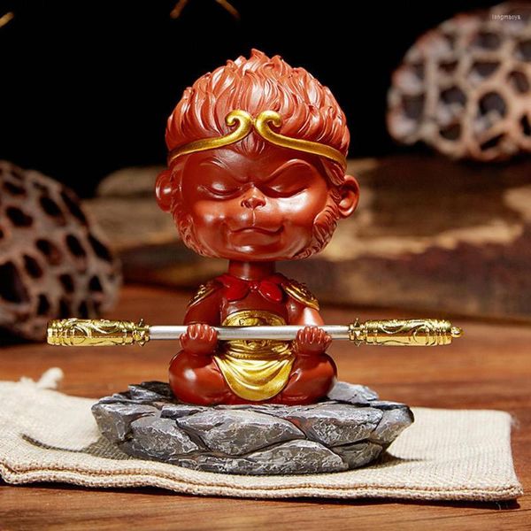 Decorações de interiores CAR ORNAMENTO DE RESIMAÇÃO DE CABEÇA CABEÇA DOLO DOLO DOLO CARTO DE DECORAÇÃO AUTOMAGEM DOLED SUN WUKONG GOLDEN CUDGEL Figura Toys