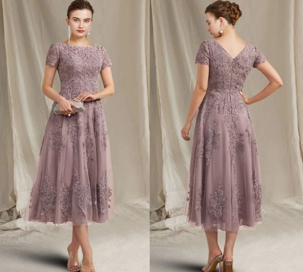 A-Line Mother of the Bride Dress 2022 Элегантный драгоценный камень для чая с кружевным тюлем с коротким рукавом с аппликациями гостевые платья Robe de Soriee