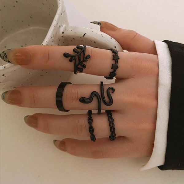 Anéis de casamento Black Plating Punk Snake Conjunto para mulheres vintage Jóias de personalidade de tendência de metal geométrico