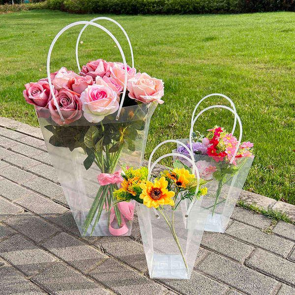 Faux Floral Greenery Transparente tragbare Blumenbox Praktische Geschenktüte Wasserdichte Rose Geschenkverpackung Handtasche Hochzeit Geburtstag Party Dekor Zubehör J220906