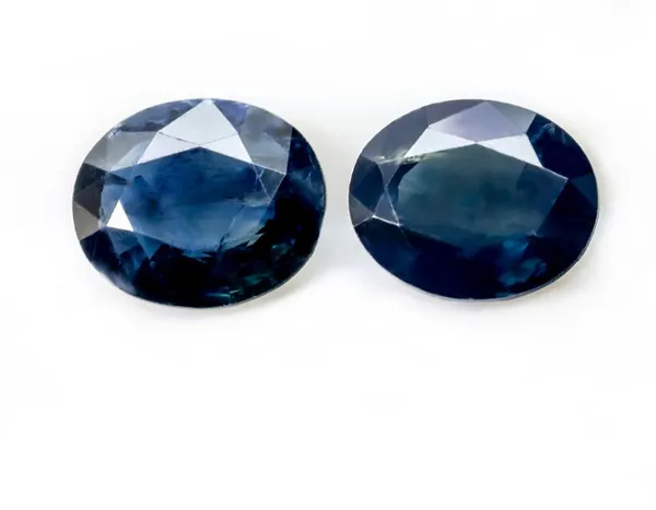 Gemma sciolta di zaffiro blu naturale per gioielli che realizzano gioielli fai-da-te con pietre preziose di alta qualità