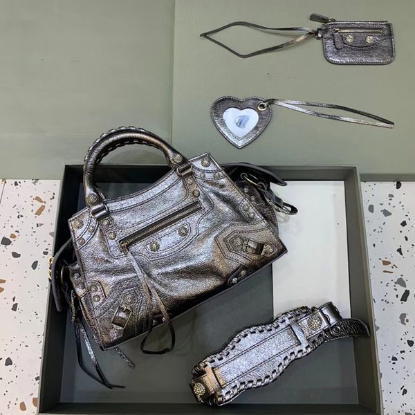 Totes hochwertige Luxus -Motorrad -Bag -Designerin Handtasche Damen Handtasche Öl Wachs Haut Leder Trend Sac Frau Griff Tasche mit kosmetischem Spiegel