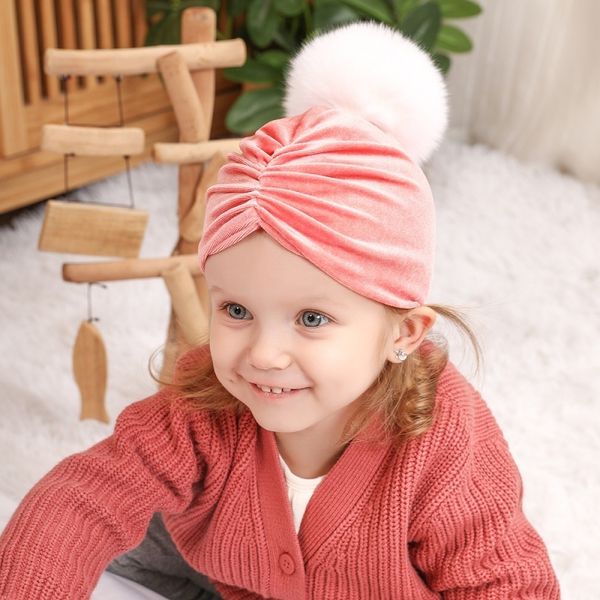 Caps Hats 8 colori Girls Girls Hat Winter's Childre's Gold Velvet Indian Cap Kid Winter and Autunno Warm Kid Fluff Pompom Boy Cap 220907