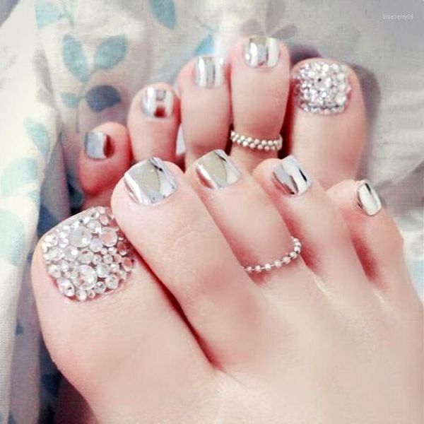 False Nails 24 PCs Summer Beauty dedo do pé de prata para pregos de pé de alta qualidade com strass cola artificial