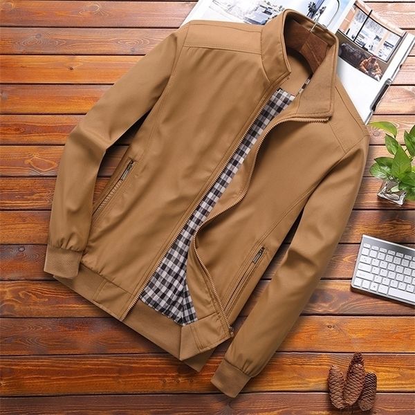 Jackets masculinos Spring Bomber Zipper Jaqueta Masculino Casual Streetwear Hip Hop Slim Fit Pilot Coat Men Clothing Plus Tamanho 4xl 5xl 6xl 220908