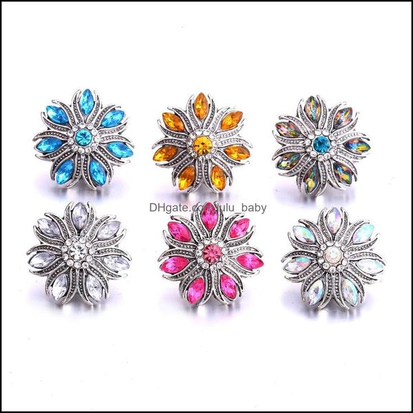 Diğer Retro Çiçek Kristal Snap Düğmesi Takı Bileşenleri Sier 18mm Metal Çıtçıt Düğmeleri Fit Bileklik Bileklik Noosa B1232 DHSELLER2010 DHNYK