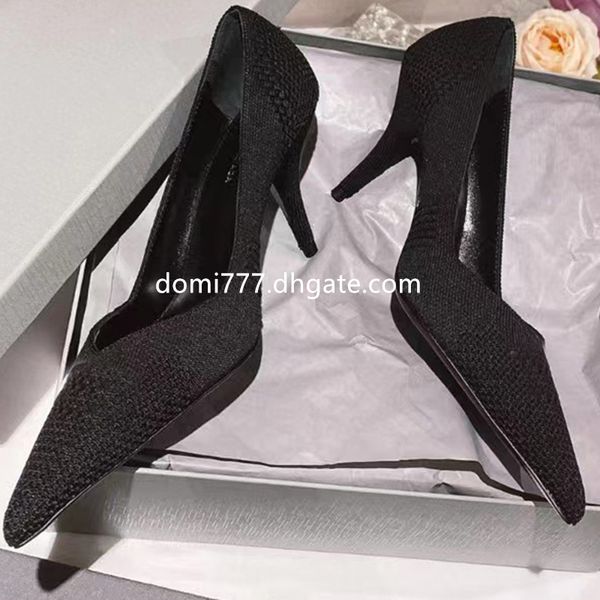 Hochwertige, modische Damenschuhe mit Buchstaben, spitze High Heels aus echtem Leder mit Box