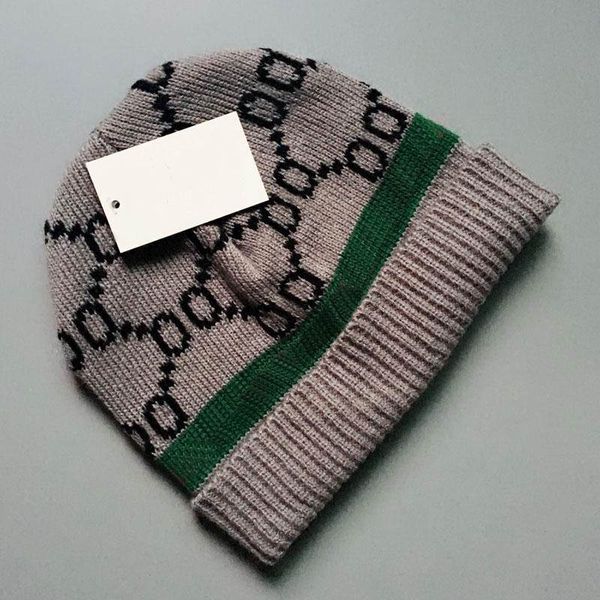 cappello lavorato a maglia di lusso designer di marca Beanie Cap berretti da uomo e da donna Unisex 100% Cashmere lettera per il tempo libero Skull Hat moda all'aperto Cappelli caldi in inverno