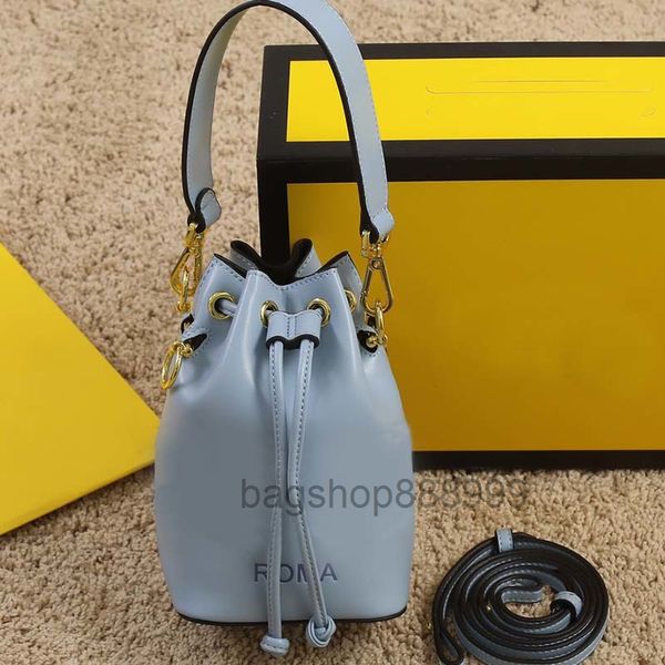 Designer mehrfarbige Mini-Eimertasche, modische Damen-Lederhandtasche, Geldbörse, Brief, Metalldekoration, Kordelzug, Schulter-Crossbody-Taschen, Top-Hand