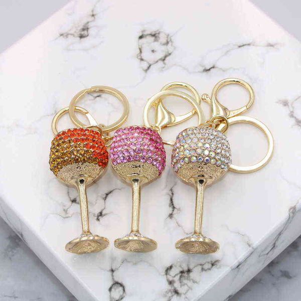 Chavedias de metal Crystal Diamond Women Bag Pingente Moda de vinho Vidro de vidro Rhinestone Keychain Ornament Caryring Charm Jewelry Jewelry Wholesale T220909