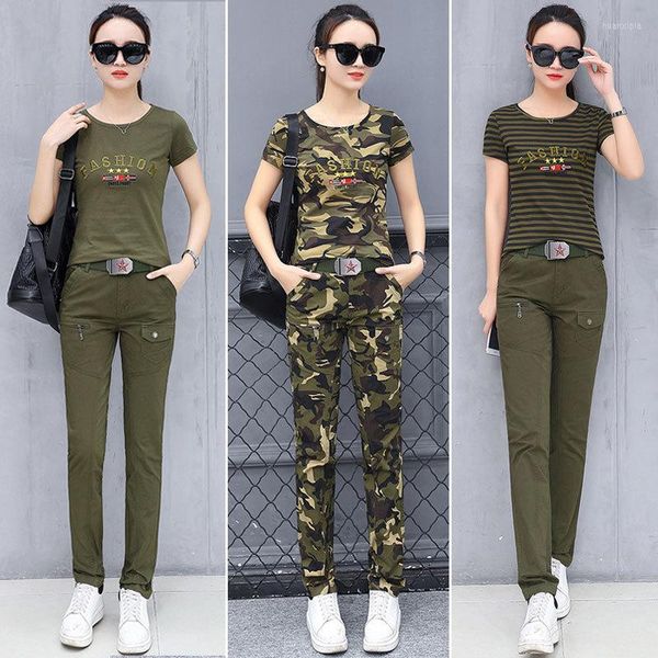 Trass de pista feminina de duas peças Top e calças 2022 Summer Casual Grande T-shirt Tremes Troushers Army Green Camouflage Terno de duas peças