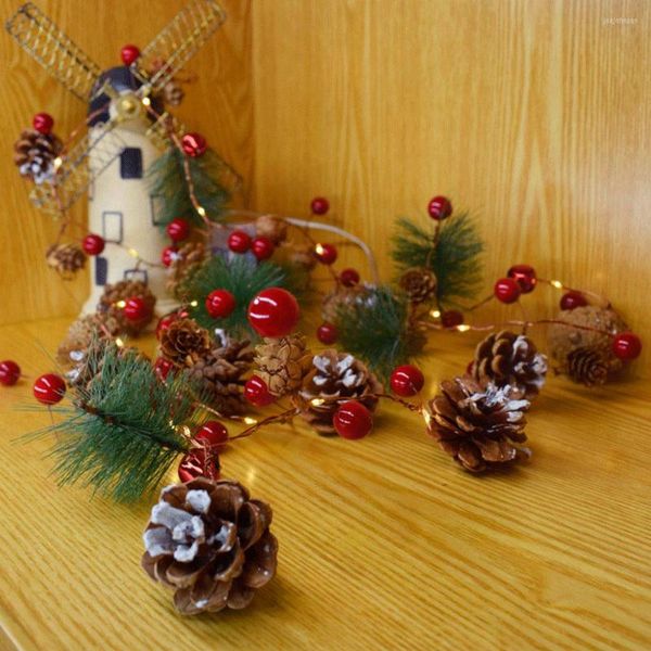 Stringhe Decorazioni natalizie Ghirlanda artificiale LED Stringa luminosa con pigne Decorazione da appendere alla porta impermeabile per esterni