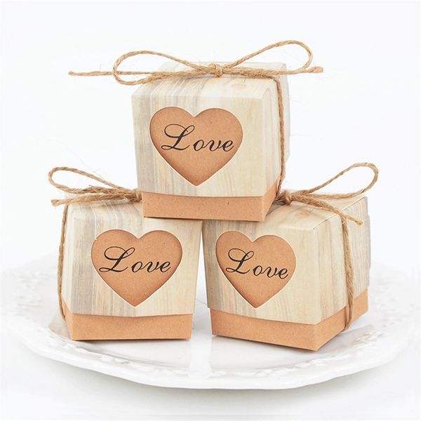 Geschenkverpackung 50pcs Love Heart Kraft Paper Candy Box Schokoladengeschenke Taschen für rustikale Hochzeits Geburtstagsfeier Dekoration Lieferungen Babyparty 220913