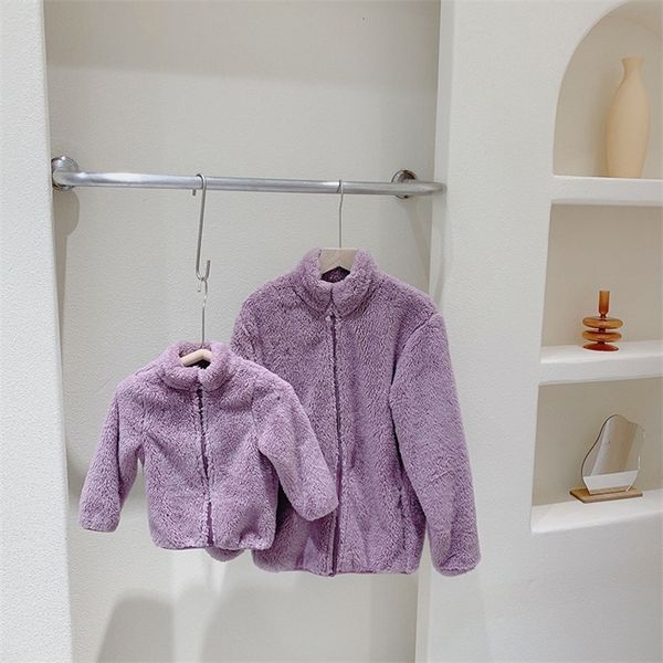 Abiti coordinati per la famiglia Autunno Inverno Cappotto per bambini in flanella Peluche Genitore Cappotto per bambina Cappotto per padre figlio Madre figlia 220913