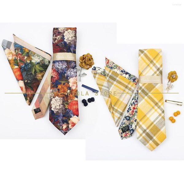 Papillon 5 pezzi Set di cravatte in cotone di lusso a doppio lato da 7 cm Spilla con clip Hankie Gemelli da uomo Festa quotidiana Cravatta floreale a righe Accessorio regalo