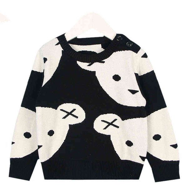 Pullover Novo 2022 Roupas de menina de menina fofinha algodão tricô da moda de moda preto suéter de urso branco meninos cardigan garotos casaco 0913