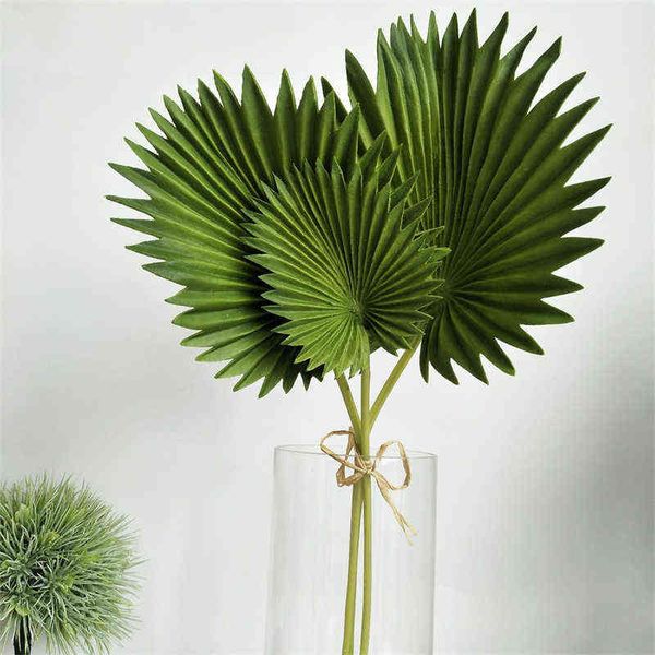 Faux Floral Greenery 3pcs Planta de palmeira artificial PU PU PU DE ALTA QUALIDADE Decoração de casamento Acessórios da sala de estar Parede de parede Fundo de plantas falsas J220906