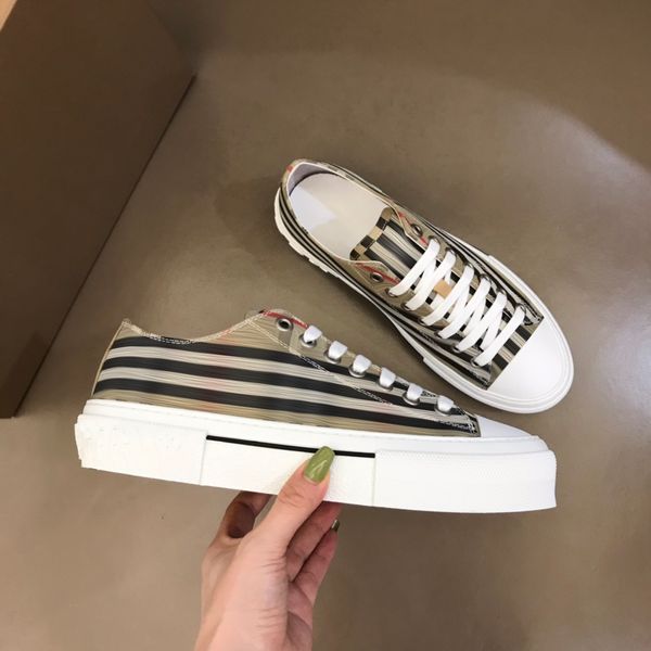 2022 Luxus Designer Schuhe Low Top Vintage Plaid Canvas Sneakers Beere Streifen Mann Frau Outdoor Plattform Freizeitschuh Paare Trainer Größe 35-45