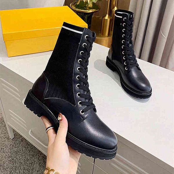 F Sonbahar En İyi kaliteli marka sıradan ayakkabılar ev kış yeni kadın botları mektup basılı siyah ve beyaz