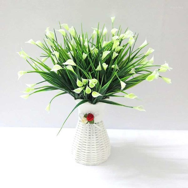 Dekorative Blumen künstliche Blume Calla Lilie Plastik Pflanze gefälschte Dekor für Hochzeitshaus Simulation Grün Gras