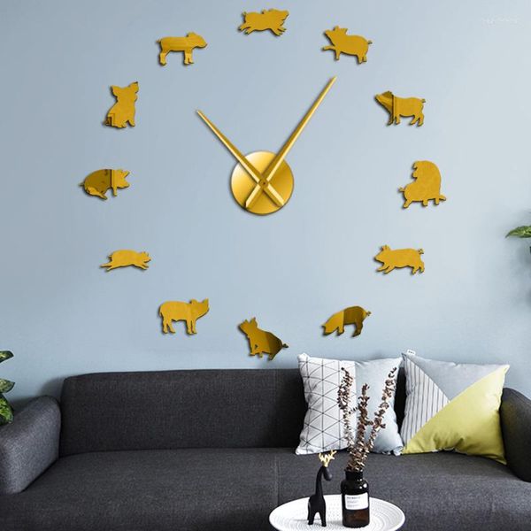 Orologi da parete Cartoon Animal Running Piggy Pattern Grande orologio a specchio Adesivo decorativo rimovibile silenzioso