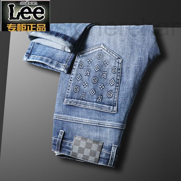 Jeans da uomo firmati Primavera nuovi pantaloni da uomo coreani versatili elastici slim fit a tubo dritto piccolo
