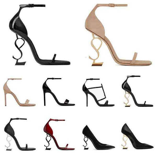 Sandálias 2022 Designer saltos altos femininos Dr sapatos patente bombas de couro triplo preto Nuede Red Sandal Party Wedding Salppers com caixa