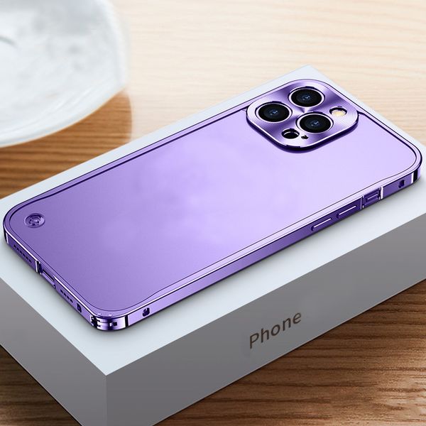 Luxuriöse Handyhüllen mit Metallrahmen, Linsenschutz für iPhone 14 Plus Pro Max 12 13 Mini, Aluminium-Handyhülle, matte, harte Rückseite