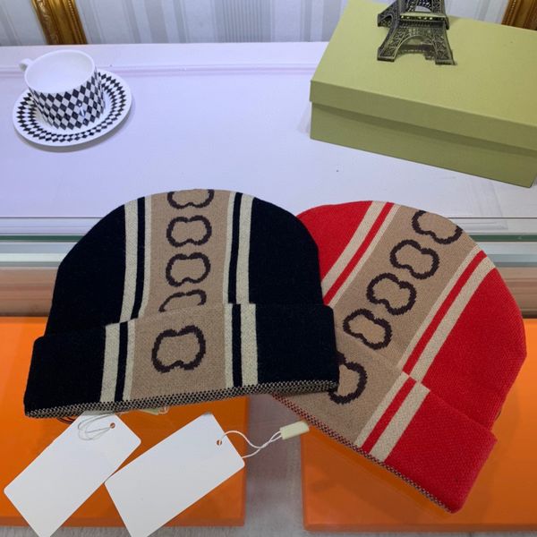 Designers Luxurys Beanie Hat Hat Solid Color Alfabeto Design Combinando Bonnet Vers￡til Inverno Hat quente Modelos multicoloridos com estilo carnaval muito bom