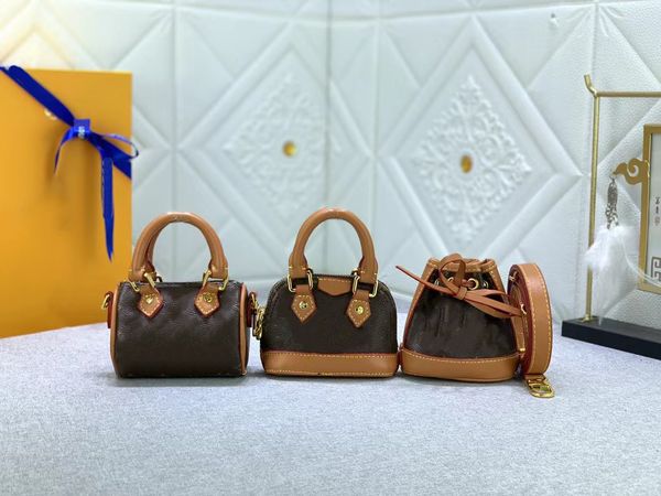 Люксрийные дизайнеры пакеты на плечо сумочки модные женские сцепления Crossbody Classic Suck Suck Sudbag Ladies кошелек 3 кусочки сетки