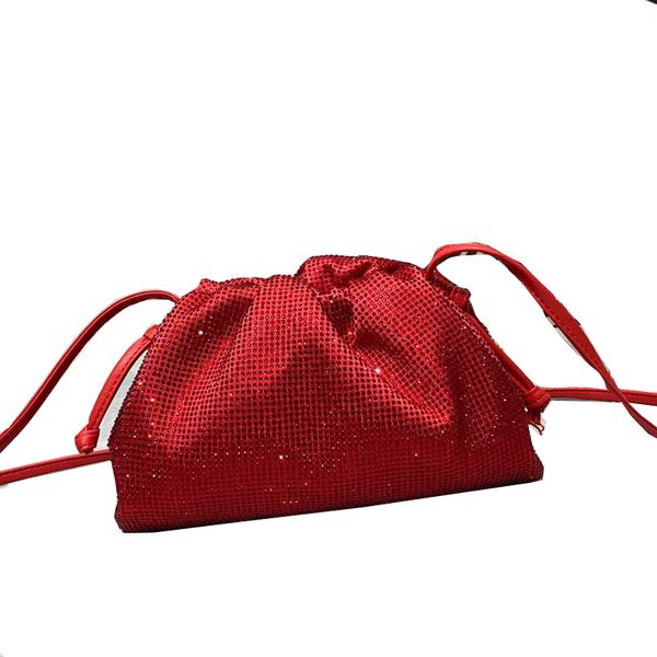 Lüks şekil akşam çantaları debriyaj çantaları tasarımcı deri b bulut çantası yumuşak buruşuk köfte meenger çantalar kadın kavramaları tek omuz mini kese tote cüzdan