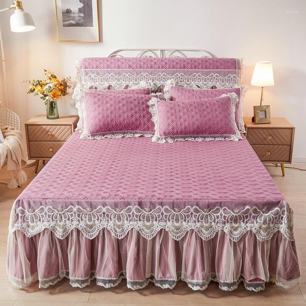 Saia da cama Luxury Princess Style Lace Quilted Ruffles colchão capa de colchão travesseiros colaburados de tamanho de cama de tamanho nórdico Conjunto de cama