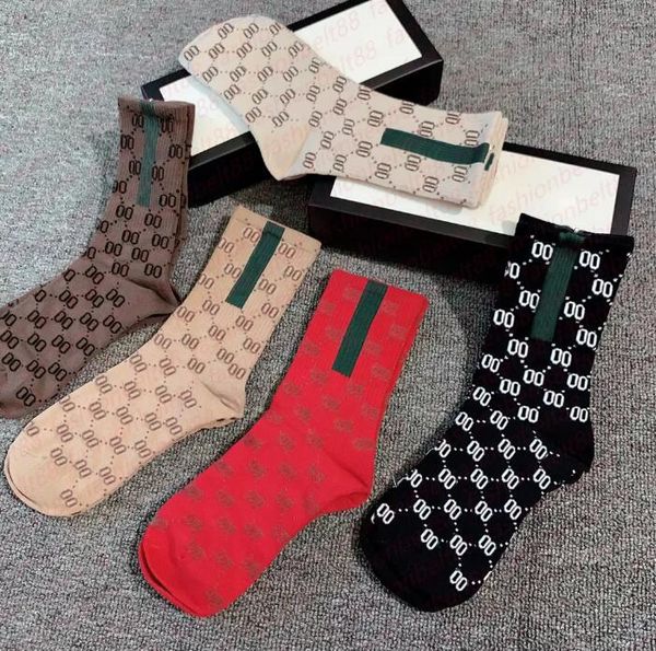 Designer-Socken für Herren und Damen, fünf Paar, Luxe-Sport-Winter-Mesh-Buchstaben-bedruckte Socken-Stickerei, Baumwolle, Mann mit Box