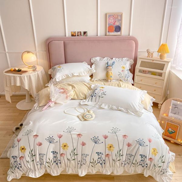 Bettwäsche-Sets Luxus Koreanische Prinzessin Stil Set Blumen Stickerei Rüschen Bettbezug Quilt Bett Tröster Spannbetttuch