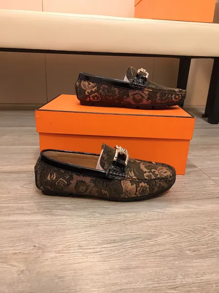 Men mocassins casuais sapatos de vestido de negócios masculino designer de marca de moda feita ao escritório de casamento Flats formais tamanho 38-44