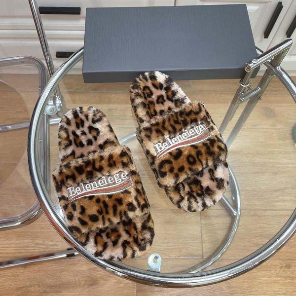 22SS neueste Lux-Slipper mit Leopardenmuster, Designer-Hausschuhe für Herren und Damen, pelzige Pantoletten aus Kunstfell mit Box und Staubbeutel