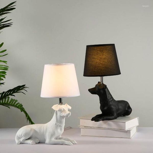 Lampade da tavolo Nordic Puppy Lamp Modern LED Dog Desk Lights per soggiorno Camera da letto Comodino Studio Animal Home Decor Apparecchio di illuminazione